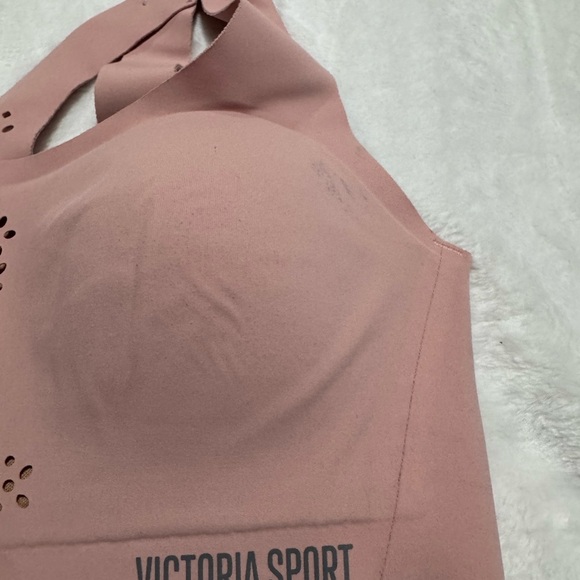 Victoria's Secret Black Leggings and Pink Sport Bra - Picture 8 of 11